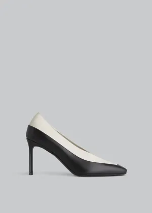 Bicolor V Neck Heel in Calfskin - Black and Ivory